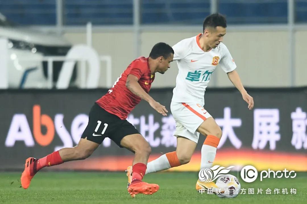 جدول ترتيب دوري الأبطالأحدث التحديثات والتحليلات