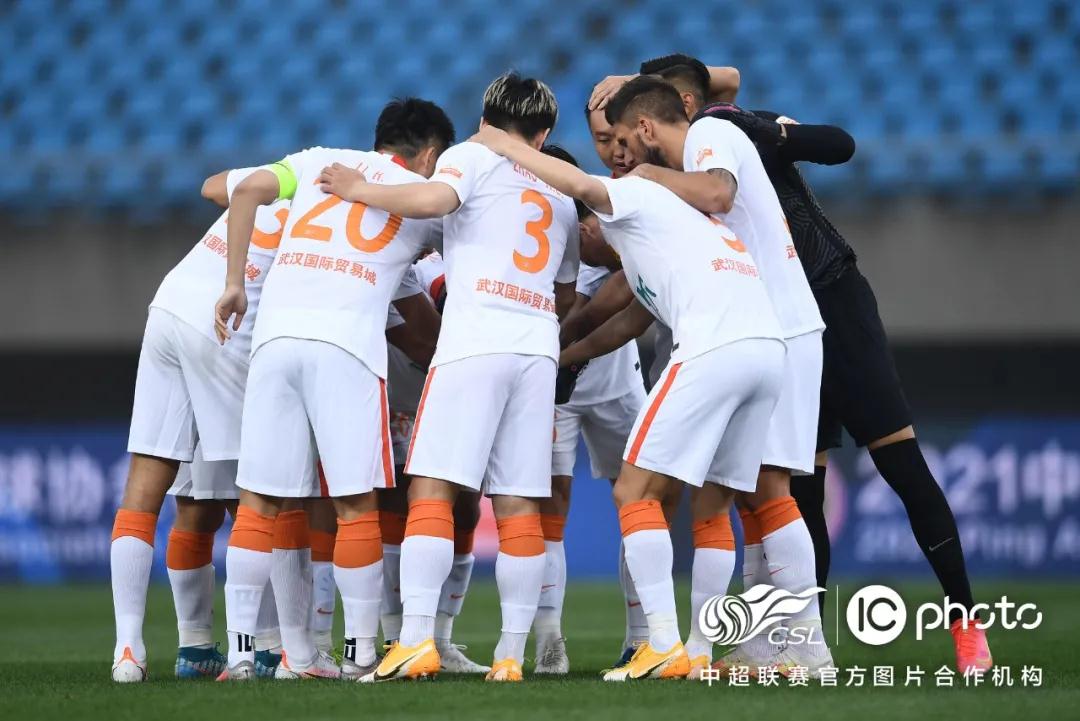 ملعب نهائي دوري أبطال أفريقيا 2021قصة الملعب الذي احتضن لقاء القمة